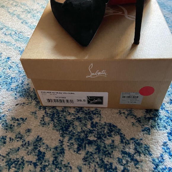 Christian Louboutin Philear Pump - Picture 6 of 8